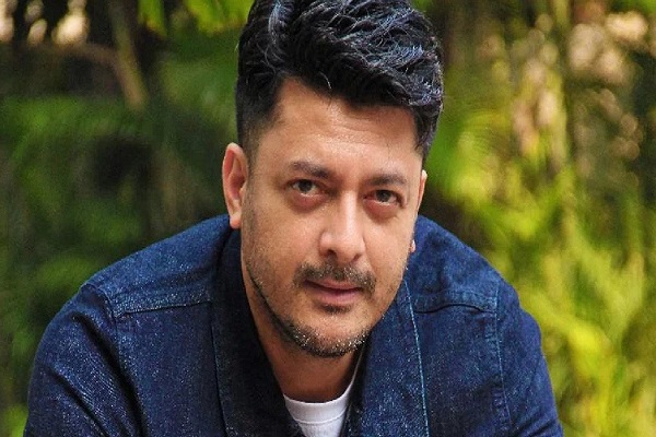 বলিউডের সঙ্গে টলিউডের পার্থক্য কোথায়, জানালেন যীশু