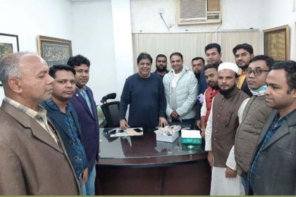শ্রীপুর প্রেসক্লাবের নব নির্বাচিত কমিটির সাথে সাংসদের মতবিনিময়