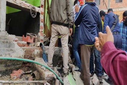 নারায়ণগঞ্জে সেপটিক ট্যাংক বিস্ফোরণ, ভবন মালিকের বিরুদ্ধে মামলা