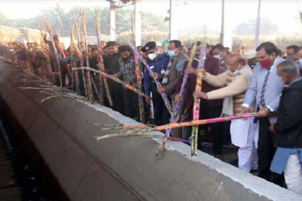 ঠাকুরগাঁও চিনিকলের আখ মাড়াই শুরু