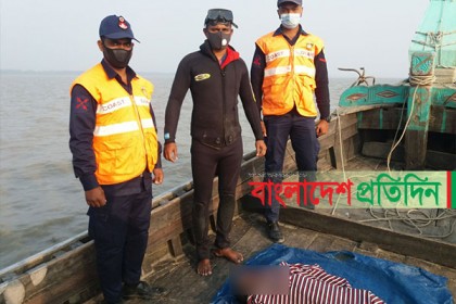 বরযাত্রীবাহী ট্রলার ডুবি: আরও ১ শিশুর লাশ উদ্ধার