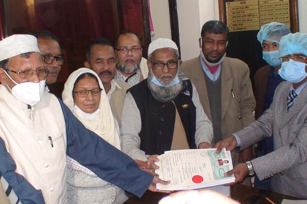 সিরাজগঞ্জে পাঁচ পৌরসভায় ১৮ জন মেয়র প্রার্থীর মনোনয়নপত্র জমা