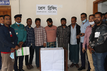 বরিশালে জুয়েলারি চুরির রহস্য উদঘাটন, গ্রেফতার ১০