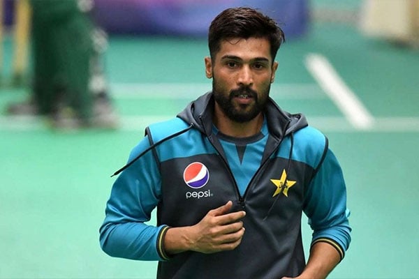 মিসবাহ ও ওয়াকারকে দুষলেন আমির