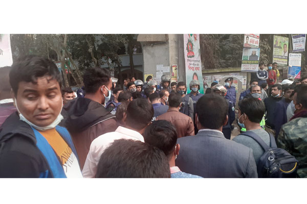 হবিগঞ্জে স্বেচ্ছাসেবক লীগ, যুবলীগ ও
ছাত্রলীগ মুখোমুখি
