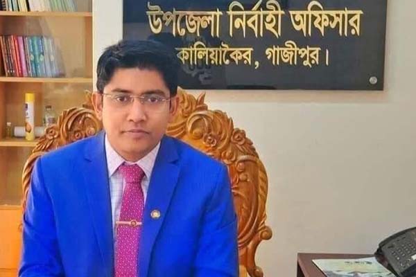 গাজীপুরের শ্রেষ্ঠ ইউএনও হাফিজুল আমিন