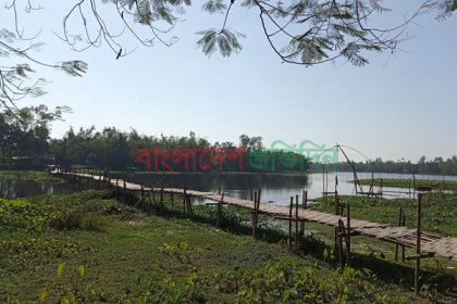 ধুম নদীতে সাঁকো, কথা রাখেনি কোনো জনপ্রতিনিধি