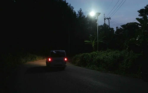 পাহাড়ি পথে সোলারে জ্বলছে বাতি, কমছে দুর্ঘটনা