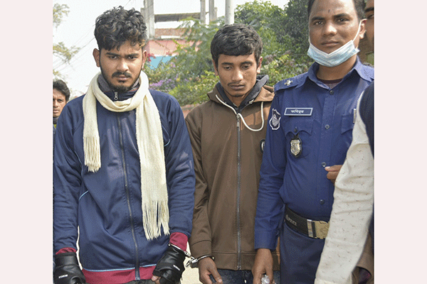 দুই ইয়াবা ব্যবসায়ীকে ধরে পুলিশে দিল ছাত্রলীগ