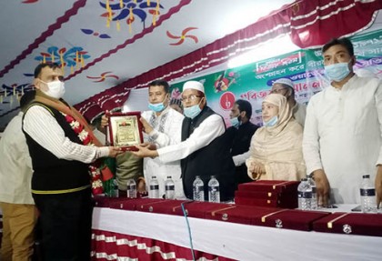 স্বাধীনতা দিবসে সিদ্ধিরগঞ্জে বীর মুক্তিযোদ্ধাদের সম্মাননা প্রদান