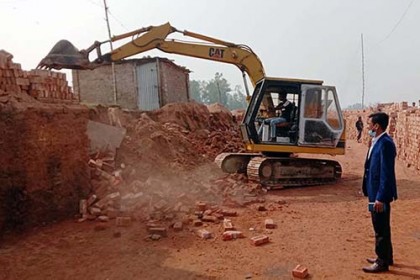 টাঙ্গাইলে ৯ ইটভাটা মালিককে ৫০ লাখ টাকা জরিমানা