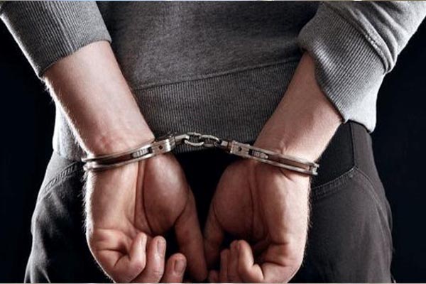 যাত্রী বেশে বাসে ডাকাতি, আরেকজন গ্রেফতার