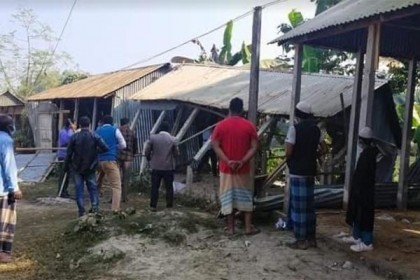 সখীপুরে খাস জমিতে অবৈধ স্থাপনা উচ্ছেদ