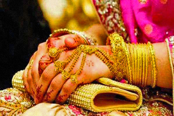 দেশের বাজারে স্বর্ণের দাম ফের বাড়ল
