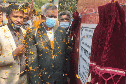 রাজশাহীতে কলেজের নতুন ভবন নির্মাণের উদ্বোধন করলেন এমপি বাদশা