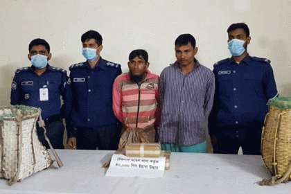 টেকনাফে ৪০ হাজার ইয়াবাসহ ২ মাদক ব্যবসায়ী আটক