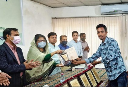 চবিসাসের মিডিয়া অ্যাওয়ার্ড পেলেন চার সাংবাদিক