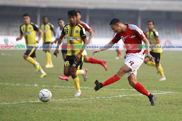১-০ গোলে এগিয়ে বসুন্ধরা কিংস

