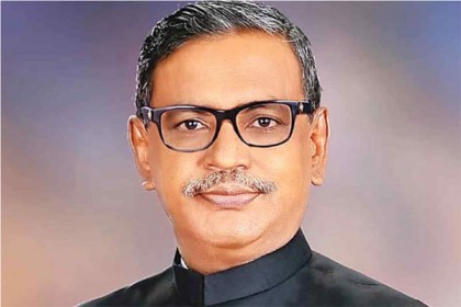 সামনে জিততে হলে ওবায়দুল কাদেরকে সতর্ক হতে হবে: কাদের মির্জা

