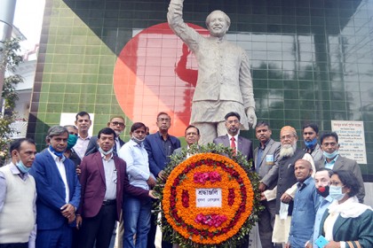 খুলনা প্রেসক্লাবে বঙ্গবন্ধুর স্বদেশ প্রত্যাবর্তন দিবস পালিত
