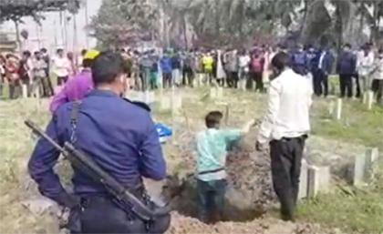 মুন্সীগঞ্জে ৫ মাস পর কবর থেকে লাশ উত্তোলন