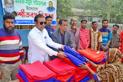 বগুড়ায় শীতবস্ত্র বিতরণ
