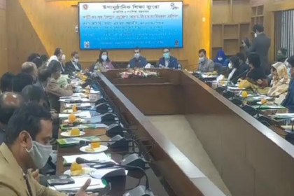 ঝড়ে পড়া শিক্ষার্থীদের বিষয়ে মানিকগঞ্জে অবহিতকরণ কর্মশালা