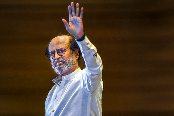 আমাকে আর কষ্ট দেবেন না, ভক্তদের রজনীকান্ত