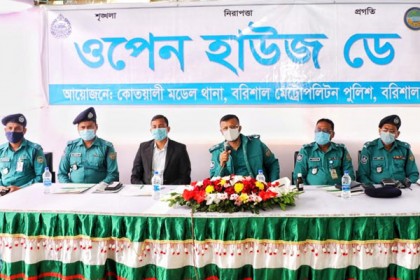 ‘সমাজে শান্তি স্থাপন করা
মসজিদ স্থাপনের সমান’