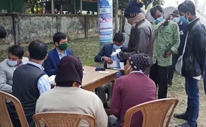 নেত্রকোনায় সড়ক দুর্ঘটনা প্রতিরোধে ভ্রাম্যমাণ আদালত
