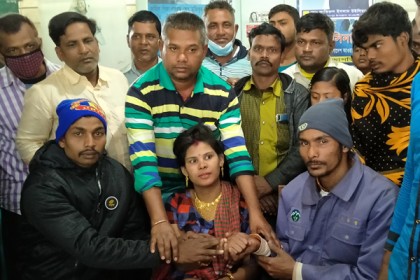 এক যুগ পর পরিবার ফিরে পেলেন দূর্গা