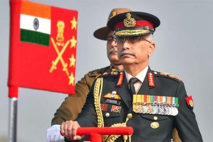 সীমান্তে স্থিতাবস্থা নষ্ট করতে চক্রান্ত চীনের, জানালেন ভারতের সেনাপ্রধান

