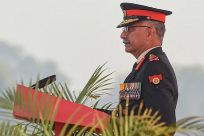 পাকিস্তান ও চীনকে ভারতীয় সেনা প্রধানের হুঁশিয়ারি