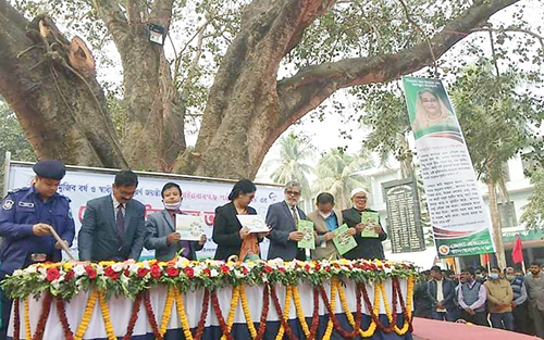 চাঁপাইনবাবগঞ্জে বাল্যবিয়ে প্রতিরোধে মতবিনিময় ও আলোচনা সভা অনুষ্ঠিত