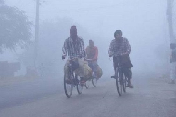 পাবনায় চলছে মৃদু শৈত্যপ্রবাহ