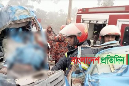বগুড়ায় পিকআপের ধাক্কায় ট্রাকের হেলপার নিহত