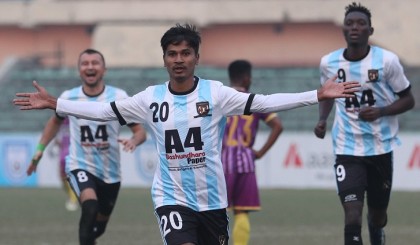 চট্টগ্রাম আবাহনীকে হারিয়ে শুভসূচনা শেখ জামালের 