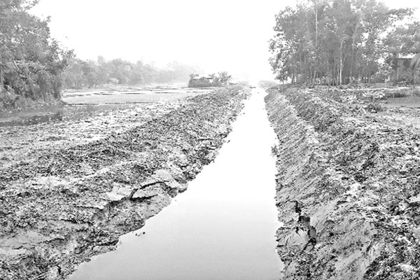 খননে প্রাণ ফিরে পাচ্ছে নলুয়া খাল