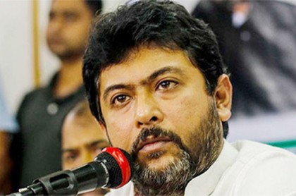 পাগলামি করলে এমন গণধোলাই খাবেন চেহারা চেনা যাবে না