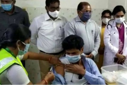 ভারতে টিকা নেওয়ার পর ২ জনের মৃত্যু, ৫৮০ জনের শরীরে পার্শ্বপ্রতিক্রিয়া