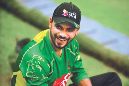 আওয়াজ একটাই, বাংলাদেশ: মাশরাফি

