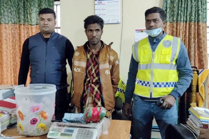 কলাপাড়ায় গাঁজাসহ মাদক ব্যবসায়ী গ্রেফতার