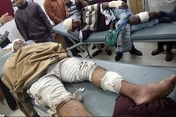 পিরোজপুরে দুই যুবলীগ নেতার হাত-পা ভেঙে দিলো প্রতিপক্ষ