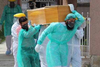 করোনার ছোবলে আরও ১৪ হাজার ৭শ’ মানুষের প্রাণহানি
