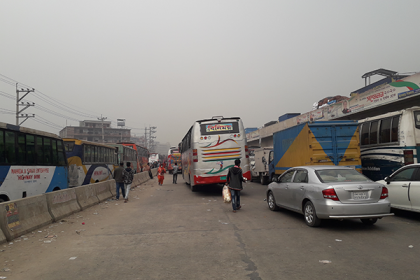 কালিয়াকৈরে ঢাকা-টাঙ্গাইল মহাসড়কে যানজট