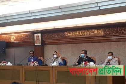 শুরুতে ২৫ জনকে টিকা দিয়ে কার্যক্রম শুরু