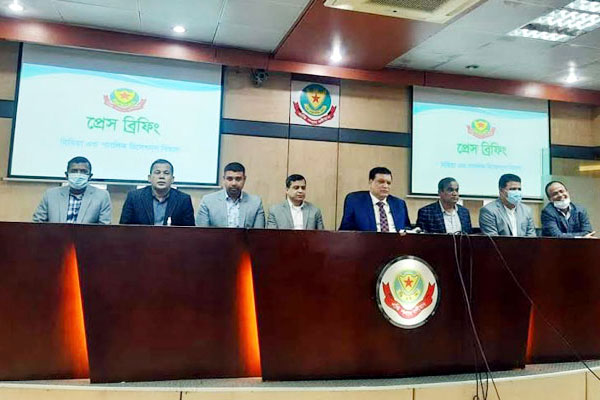 নিরাপত্তার স্বার্থে গৃহকর্মী-দারোয়ান নিয়োগে জানাতে হবে থানায়