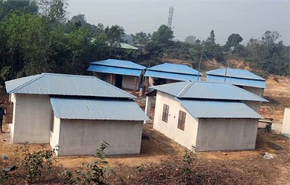 চকরিয়ায় ২শ' ভূমি ও গৃহহীন পরিবার পাচ্ছে ঘর