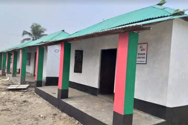 নীলফামারীতে ঘর পাচ্ছেন ভূমিহীন ৬৩৭ পরিবার 