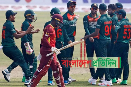 এবার রান আউট, দিশেহারা ওয়েস্ট ইন্ডিজ